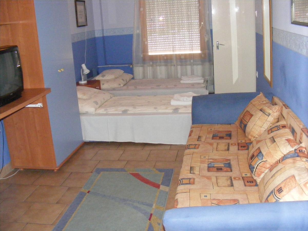 Hotel Pelikan Hódmezővásárhely Extérieur photo