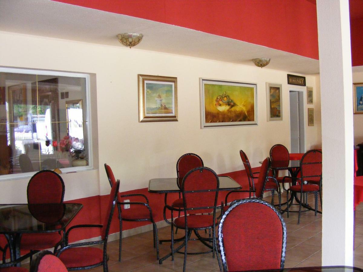 Hotel Pelikan Hódmezővásárhely Extérieur photo